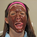 mask lick 150x150 Chocolate Facial Mask Recipe